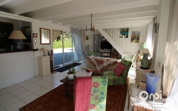 Maison à vendre    5 pièces •  L'Éguille