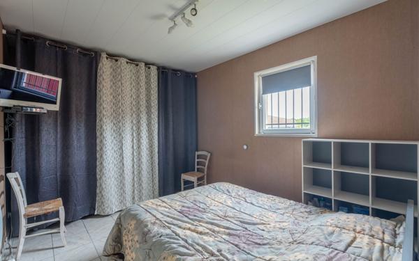 Maison à vendre    6 pièces •  Parentis-en-Born