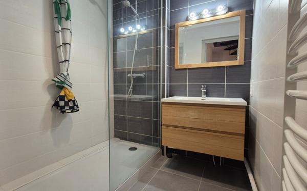 Appartement à vendre    6 pièces • 160,34 m2 Saint-Étienne