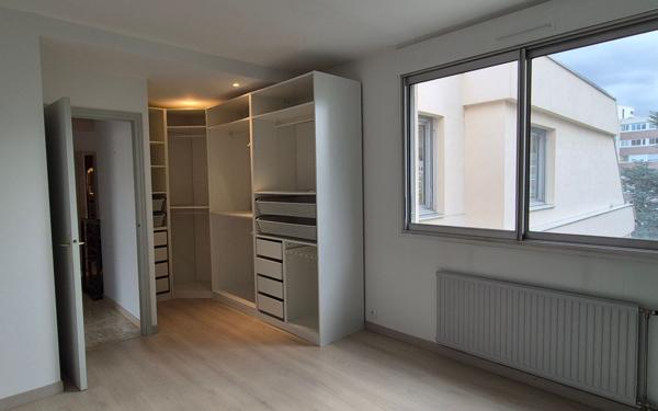 Appartement à vendre    6 pièces • 160,34 m2 Saint-Étienne