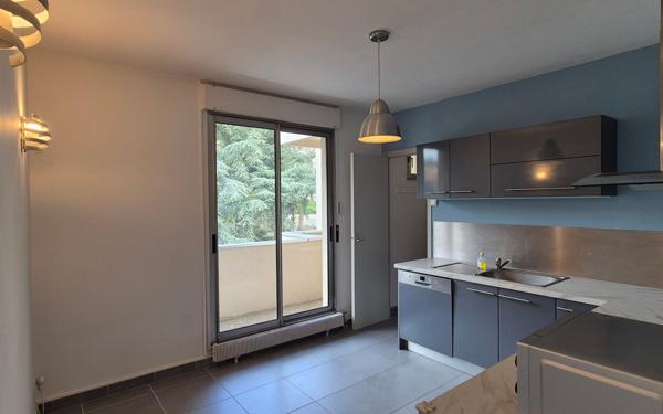 Appartement à vendre    6 pièces • 160,34 m2 Saint-Étienne