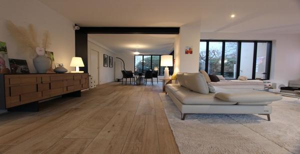 UNE SENSATIONNELLE CONTEMPORAINE D'ARCHITECTE, ENTRE QUIMPER & FOUESNANT. - L'agence Immobilier & Associés