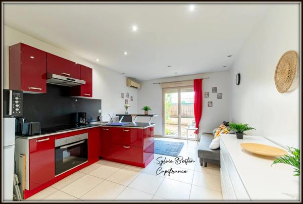 Vaujours à vendre studio 24 m2 avec terrasse et place de parking