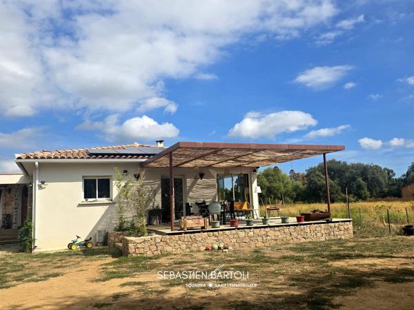 Maison de type 4 de 118m2 sur parcelle de 902m2