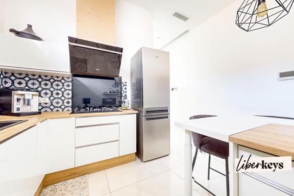 Maison atypique entièrement rénovée – 139,62 m² – DPE A – Jardin & garage de 40 m²