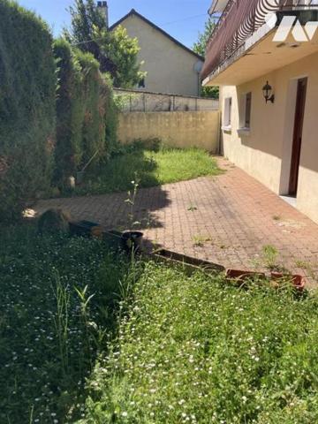Une maison individuelle à JOIGNY sur deux étages