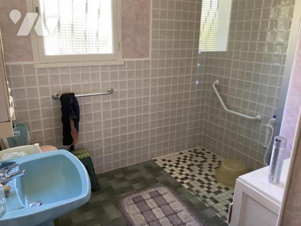 Une maison individuelle à JOIGNY sur deux étages