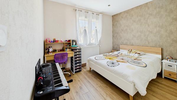 Maison 6 pièces - 133 m² Exclusivité efficity