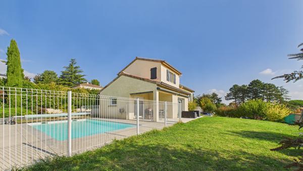 Maison 6 pièces - 133 m² Exclusivité efficity