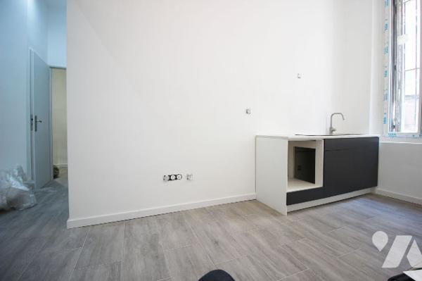 Appartement T2 de 33m2 carrez (refait à neuf, 13002)