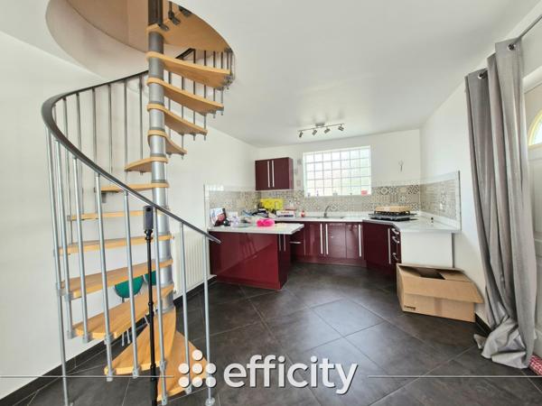 Maison 6 pièces - 242 m²