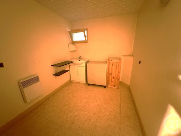 Appartement Local à vendre  6 pièces - 74 m2 PARIS - 75019