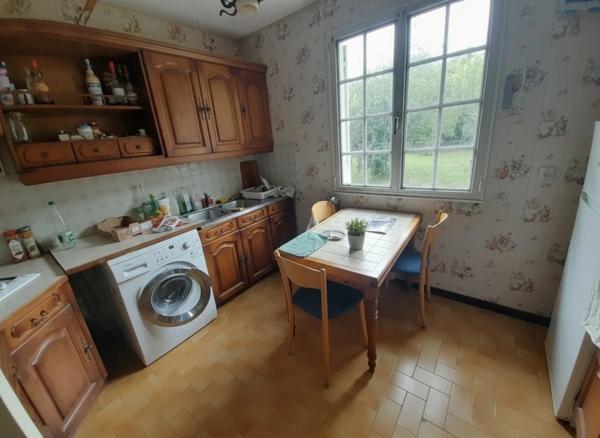 Maison à vendre proche LA FERTÉ-GAUCHER (77) MAISON PLAIN-PIED sur sous-sol / TERRAIN de 1600 m2