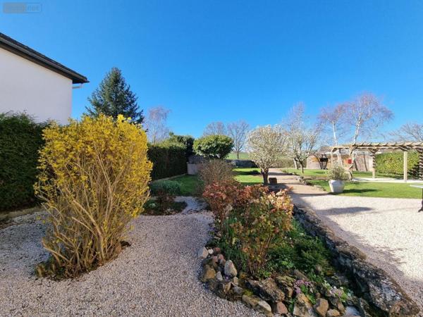 Maison individuelle à vendre à Paray-le-Monial en Saône-et-Loire (71600), ref : 20365