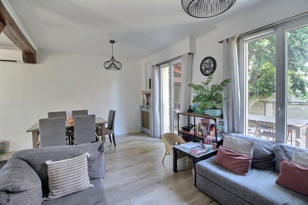 Maison individuelle de 133 m² utiles sur terrain de 451 m² cave buanderie cuisine d'été et appenti