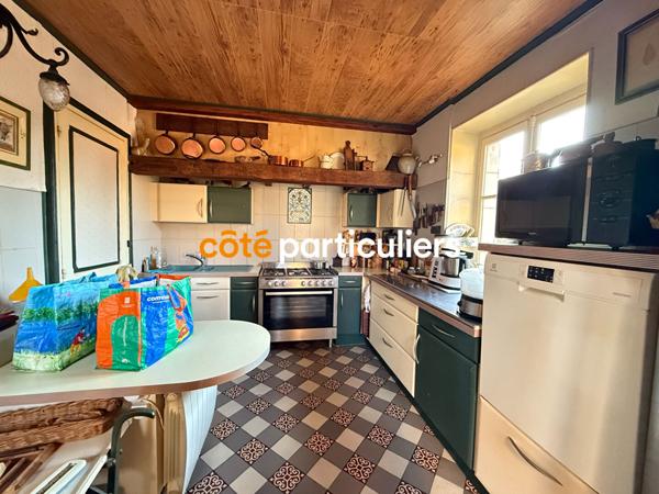 Vente Maison bourgeoise222 m² - 8 Pièces - SAINT AMAND MONTROND (18200)