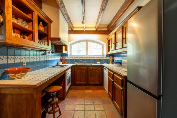 Agen (47000) Propriété authentique à la campagne avec dépendances et piscine sur 6,5 ha