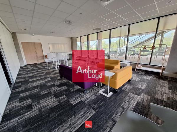 BUREAUX NEUFS A LOUER 432M² A ECHIROLLES AVEC PARKINGS