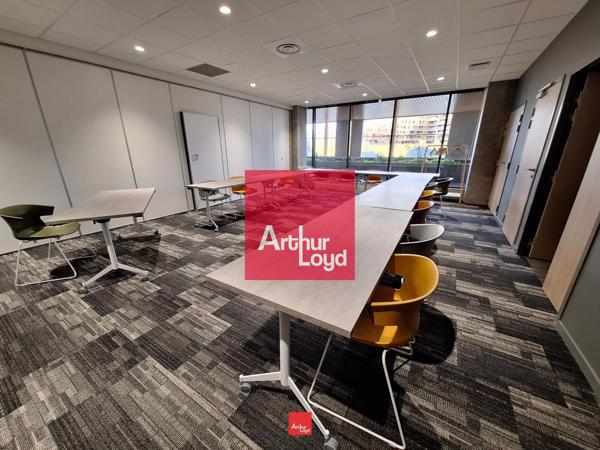 BUREAUX NEUFS A LOUER 432M² A ECHIROLLES AVEC PARKINGS