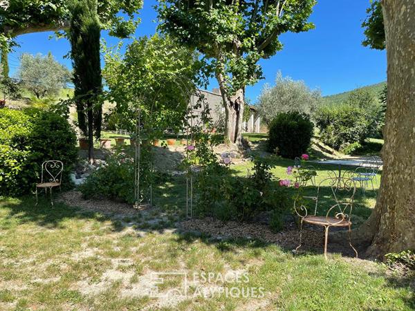 Maison de maître au pied de la colline de Montfuron – Reillanne