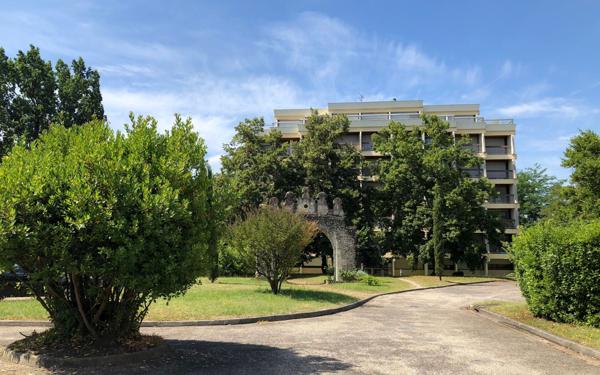 Appartement à vendre    1 pièce • 21 m2 Gradignan