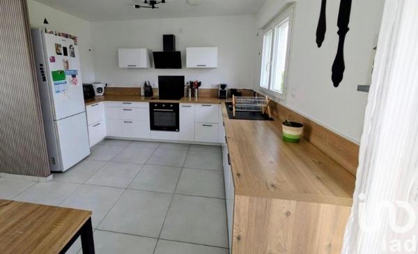 Maison à vendre 4 pièces 93 m² Montbartier