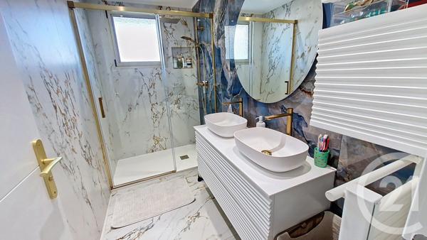 Appartement F3 à vendre  3 pièces - 65 m2 JUAN LES PINS - 06