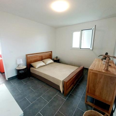 Maison neuve, 3 pièces plain pied, meublée à vendre à SAINTE ANNE (971), GUADELOUPE, piscine et clôturée