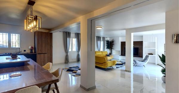 Maison
                                                                                                                                                                                                                                                                                                                        4 pièce(s)                                                                                                                                                                                                          3 chambre(s)                                                                                                                                                                                                          135  m²