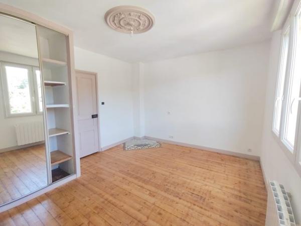 Maison atypique des années 30 avec vue dégagée sur espace vert 29600 Saint-Martin-des-Champs