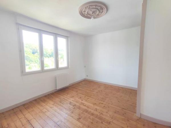 Maison atypique des années 30 avec vue dégagée sur espace vert 29600 Saint-Martin-des-Champs