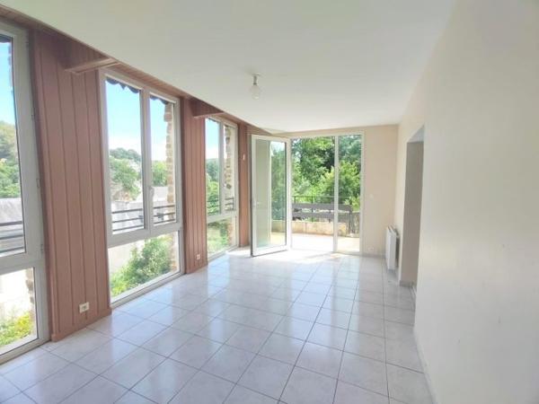 Maison atypique des années 30 avec vue dégagée sur espace vert 29600 Saint-Martin-des-Champs