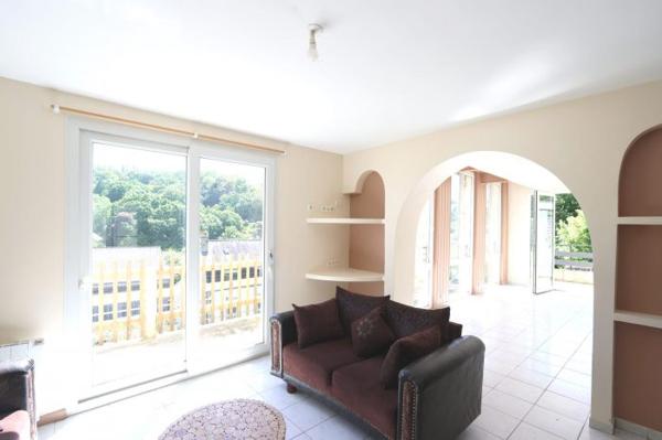 Maison atypique des années 30 avec vue dégagée sur espace vert 29600 Saint-Martin-des-Champs