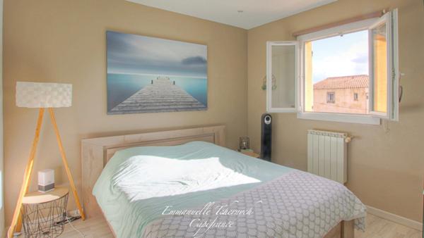 Maison T4 à vendre à Istres – quartier Trigance, 91 m² habitables, jardin piscinable, garage, cuisine d'été, 3 chambres et aucun travaux à prévoir