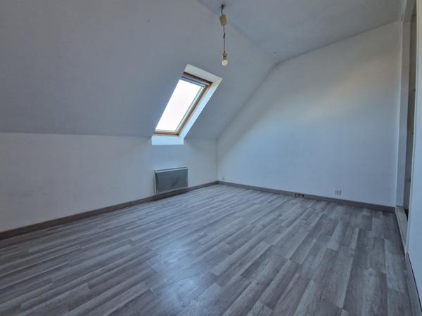 maison 3ch, garage, proche bus et commodités