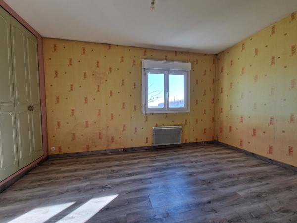 maison 3ch, garage, proche bus et commodités