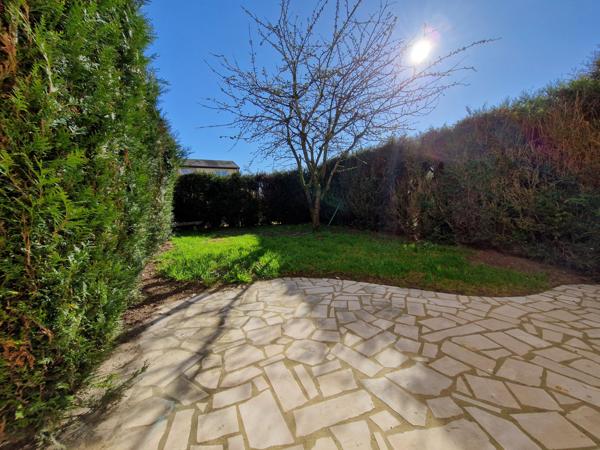 maison 3ch, garage, proche bus et commodités