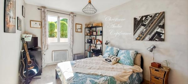 Entre Cluny et Charolles, VEROSVRES, maison de 2005 de 106 m², avec piscine, 3 chambres, sur terrain de 1870 m²