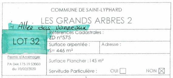 TERRAIN 446 M² CENTRE ST LYPHARD VIABILISE LIBRE DE CONSTRUCTEUR