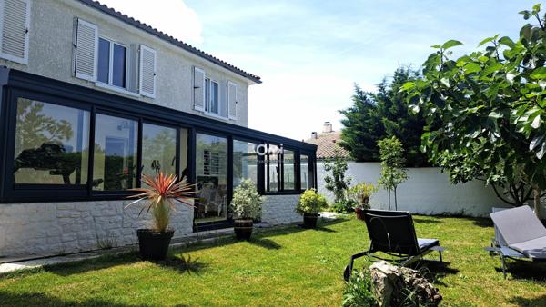 Maison à vendre    5 pièces • 159 m2 Sainte-Soulle