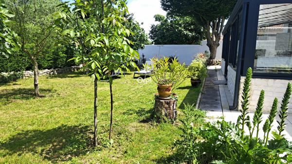 Maison à vendre    5 pièces • 159 m2 Sainte-Soulle