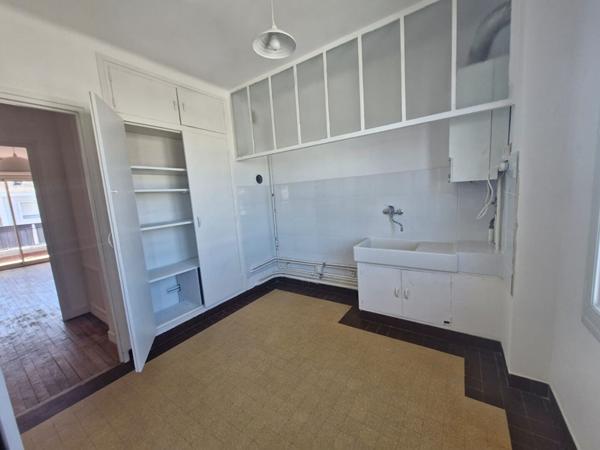 Appartement T3 non meublé-Hyper Centre