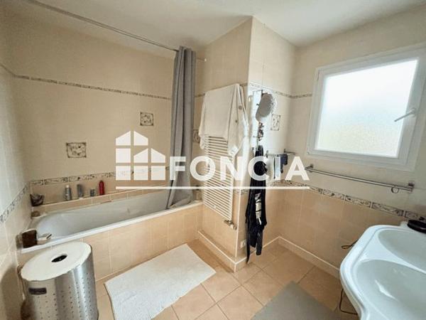 Location Maison 6 pièces 150 m² - 31 CHEMIN FLORIAN Ferney Volaire 01210