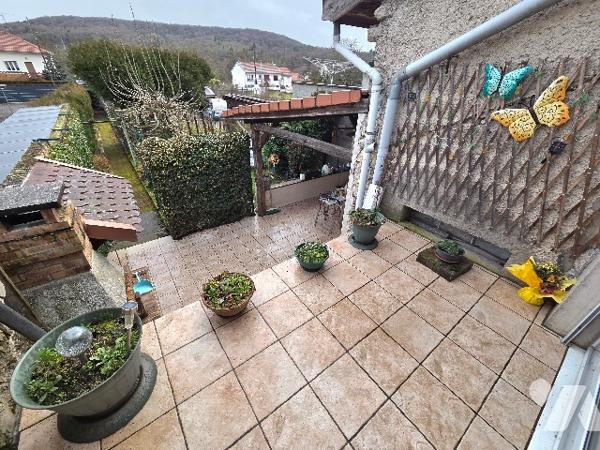 Maison de village - 3 chambres - Garage Jardin - CHOLOY MENILLOT