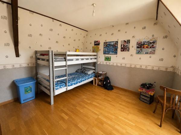 BIEVILLE BEUVILLE. Maison de 136 m² sur sous-sol.
