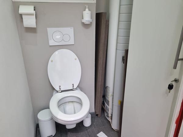 Local commercial Acquigny 38 m2