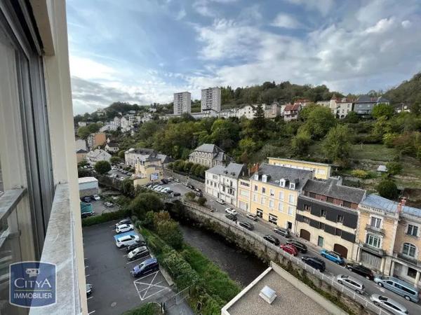 Appartement à louer 4 pièces 85.75m² Tulle (19000)