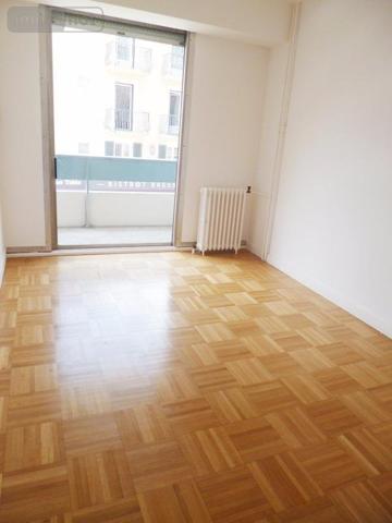 Appartement à louer à Bourg-en-Bresse dans l'Ain (01000), ref : T2 ROBIN   
Centre ville