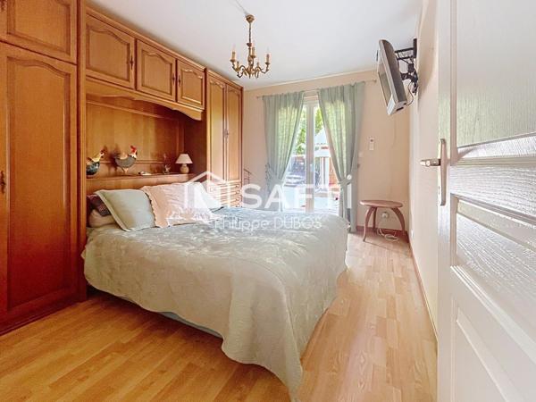 Deux maisons indépendantes sur 696m2 de terrain