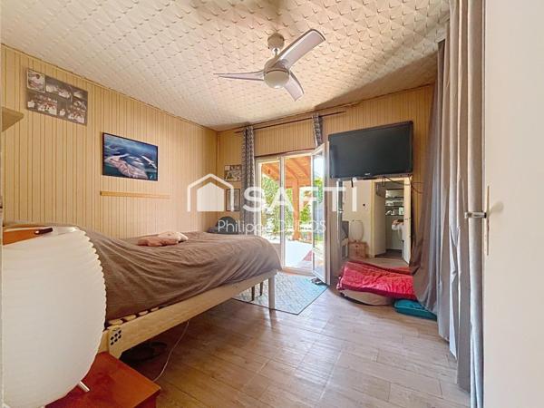 Deux maisons indépendantes sur 696m2 de terrain